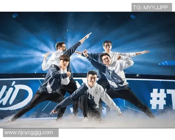 CSGO盛宴：深入解析EDG战队的默契配合与战术执行