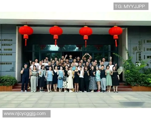 西安篮球队的崛起之路:从默默无闻到世锦赛舞台的辉煌历程 西安篮球队的崛起之路:从默默无闻到世锦赛舞台的辉煌历程