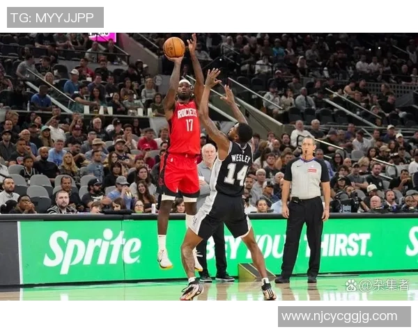 2006年NBA季后赛火箭对决马刺的经典对抗与精彩瞬间回顾 2006年NBA季后赛火箭对决马刺的经典对抗与精彩瞬间回顾