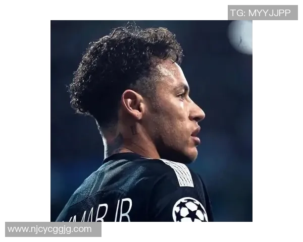 内马尔的足球之路:从巴西天才到全球偶像的辉煌历程 内马尔的足球之路:从巴西天才到全球偶像的辉煌历程