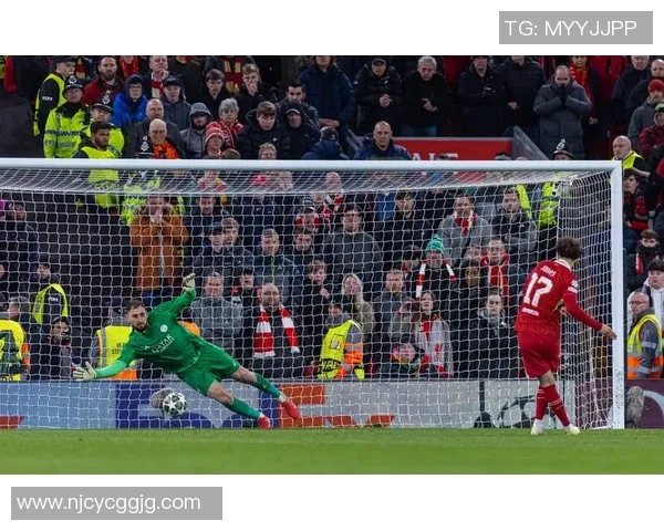 巴黎圣日耳曼对阵利物浦精彩直播全程回顾与赛后分析